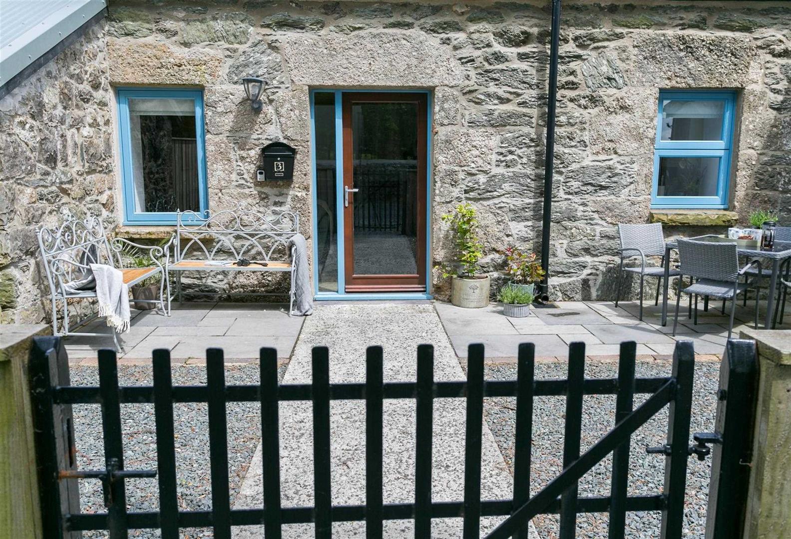 Llwyn Onn, Llanfairpwll